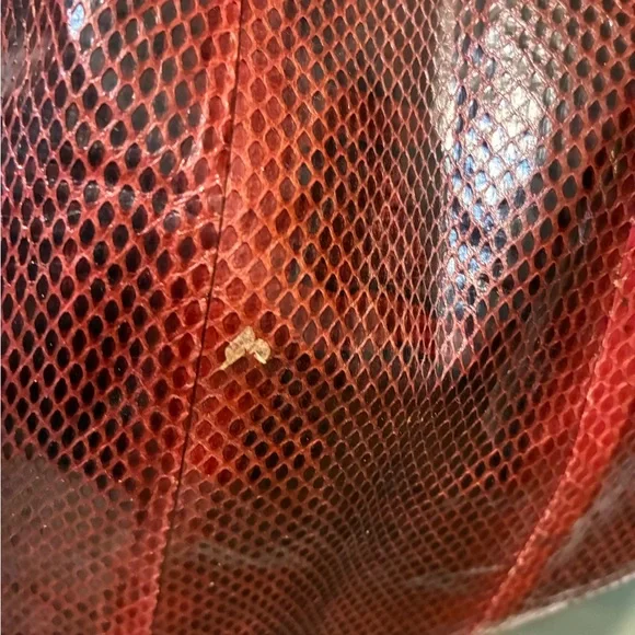 BEIRN Red Snack skin Large Hobo Bag - Picture 3 of 4